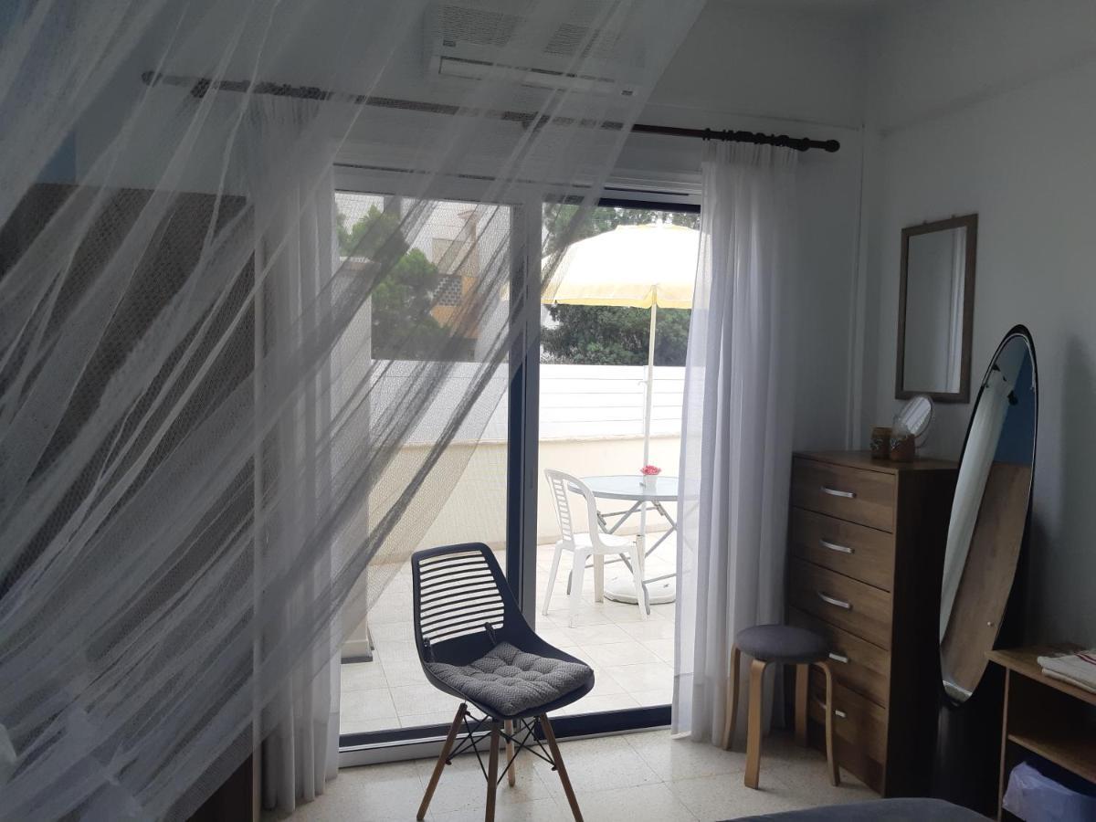 House Near The Beach Перволия Экстерьер фото