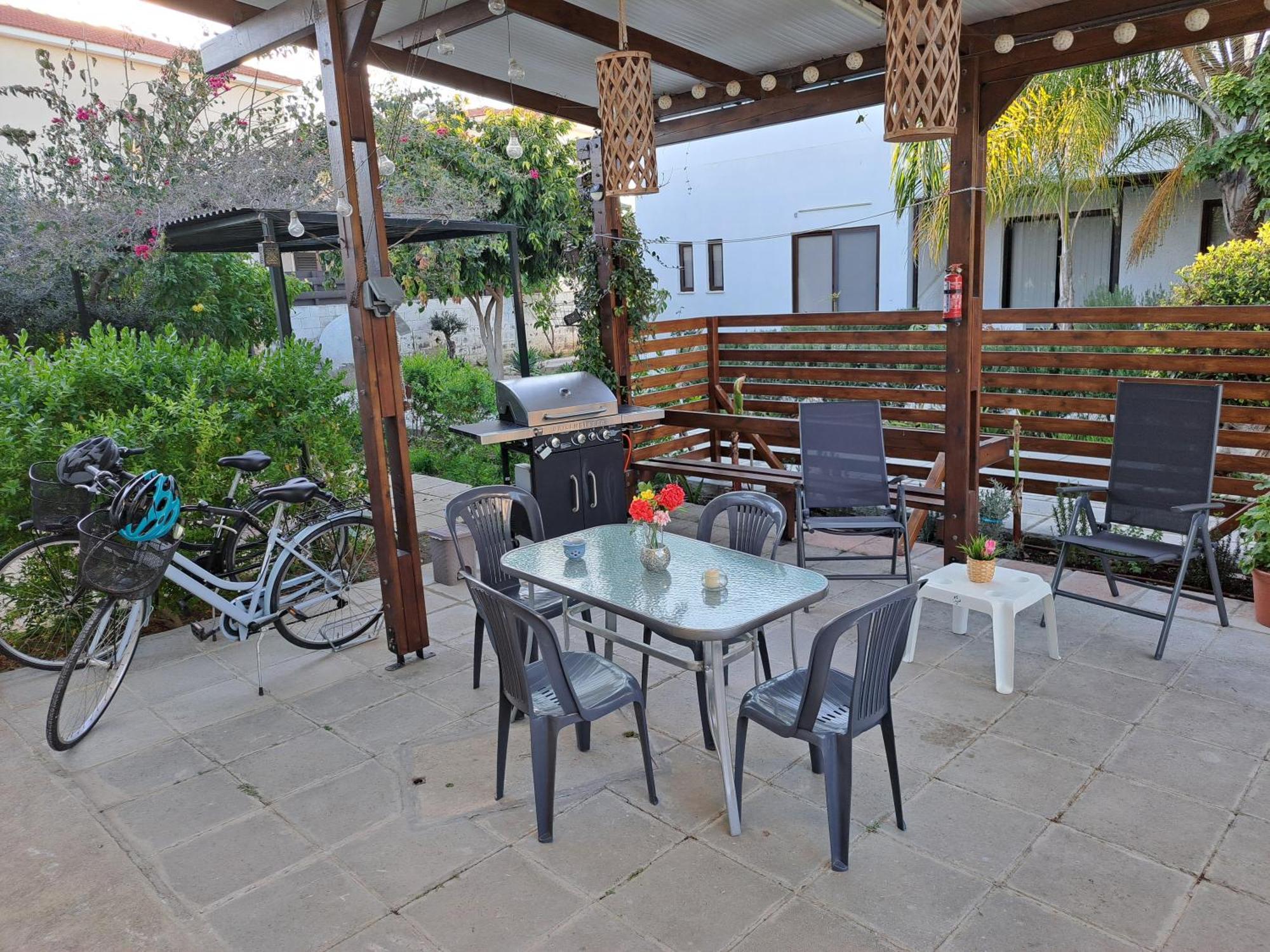House Near The Beach Перволия Экстерьер фото